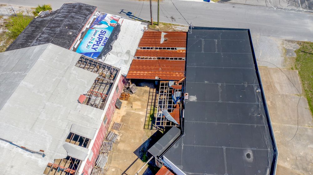 2704 W 15th St, Panama City, FL 32401